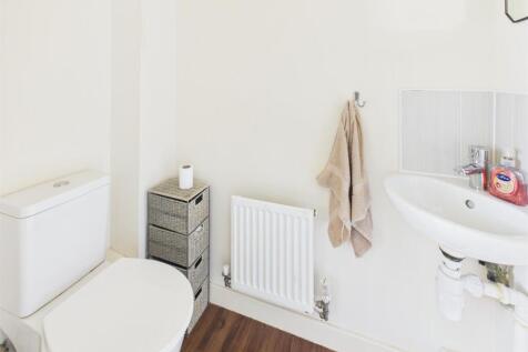 Holdenby Drive, Corby photo 4