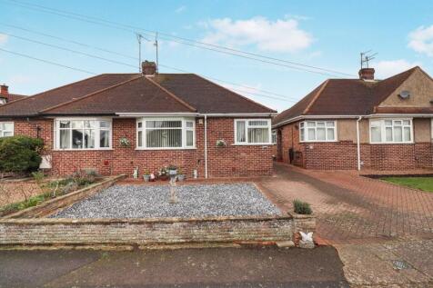Rushden, NN10 - property photo