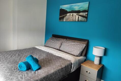 Room 7 at £650pcm