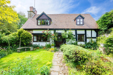 Hommit Cottage-2