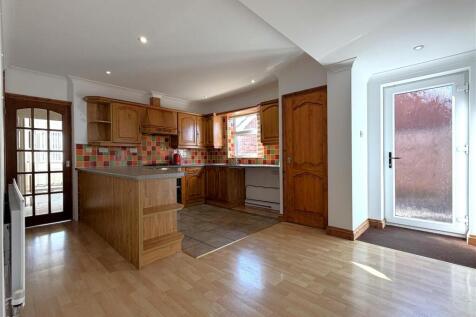 Extended Dining Kitchen 888