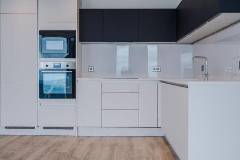 2 bed flat to rent Lebanon Road, Croydon CR0