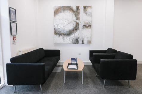 Serviced Office to rent Image 3
