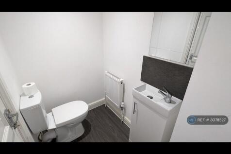Wigan Road, Ormskirk, L39 photo 5