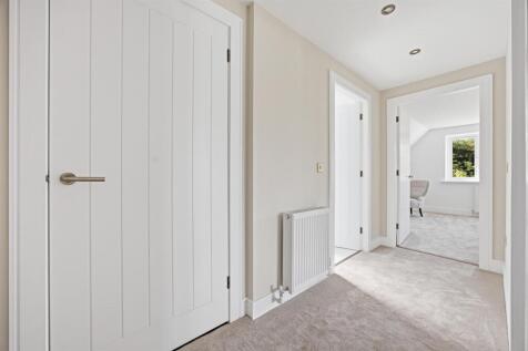 79-1_STOCKIEMUIR_AVE_BEARSDEN_079.jpg