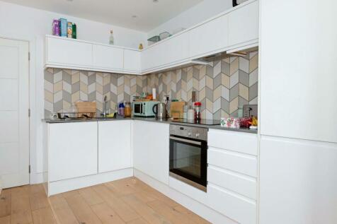 40 Russell House_7.JPG