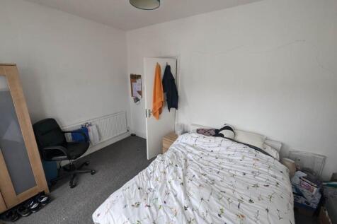 Bedroom 4: Reverse