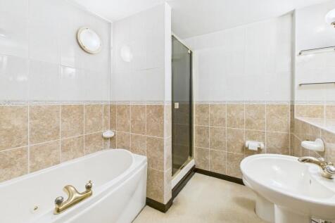 CAM02854G0-PR0354...