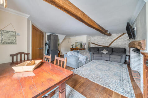 926ea647-8940-4e2...