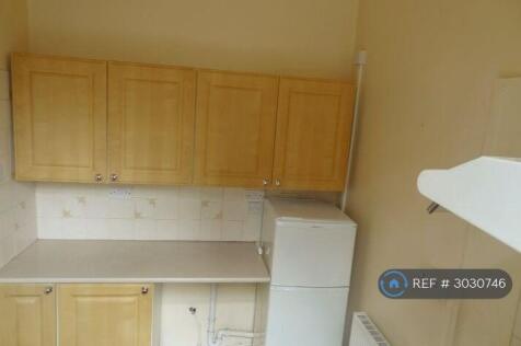 St Andrews Rd Sth, Lytham St Annes, FY8 photo 4