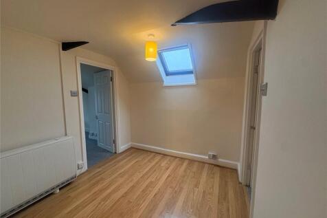 61 Upper Oldfield Park photo 3
