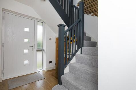 Bramleys Estate Agents - Oakfield Drive - Mirfield