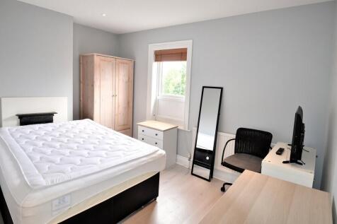 4 MOUNT ROOM 2