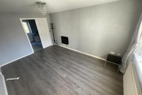 Warton avenue photo 3