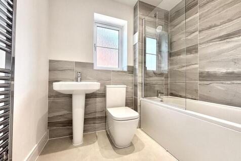 WhatsApp Image 2025-09-15 at 16.37.35_7d747711.jpg