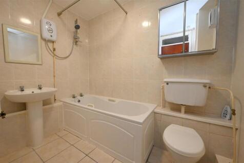 bathroom.JPG