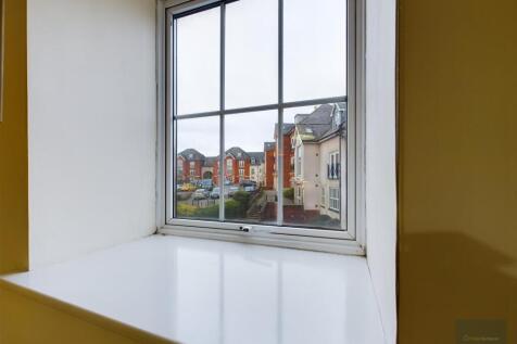 CAM02540G0-PR0095-ST