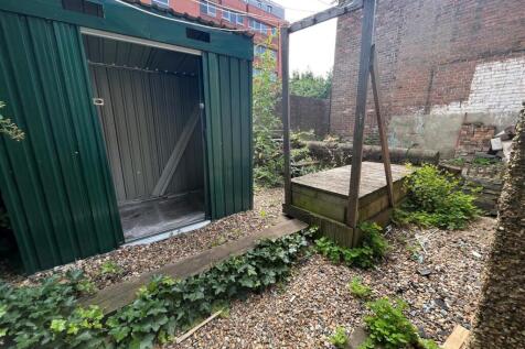 Private Courtyard Garden