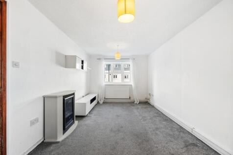 2 Bedroom Flat in PL1 1TF