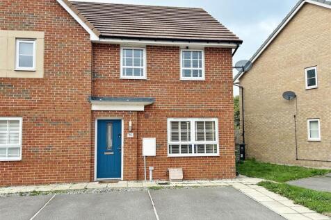 Selby, YO8 - property photo