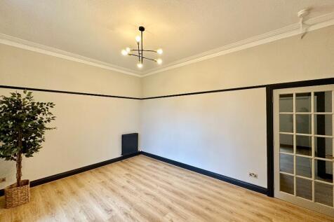 Calside, Paisley, Renfrewshire, PA2 photo 3