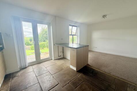 Leigh Cottage, Woodseats Farm, Woodseats Lane, Charlesworth, Derbyshire photo 3