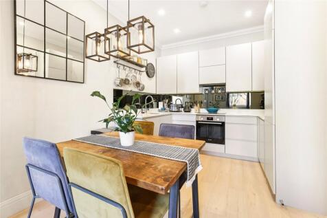 Kitchen/Reception