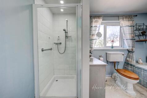 Wellfield Court, Marshfield, HernCrabtree (49).jpg