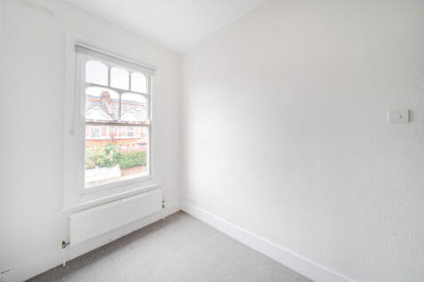 1369006-1-68ee33d...