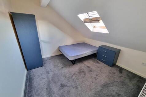 341 Tong Street, Bradford,  photo 3
