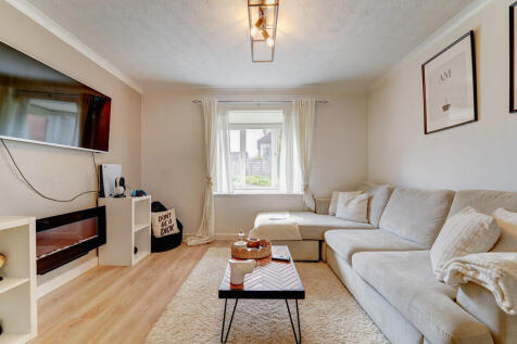 Living Room Shot ...