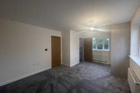 Elm Park, Ivybridge photo 4