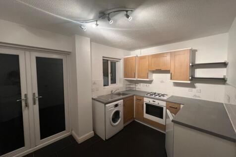 Field Lane, Crewe, Cheshire, CW2 8ST photo 3