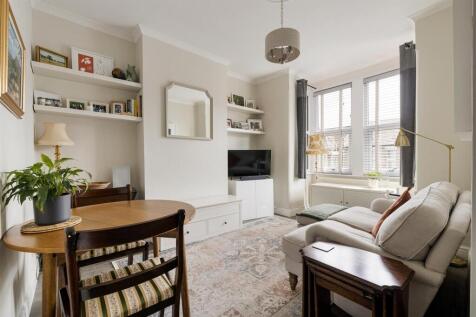 Winchester Road, E4