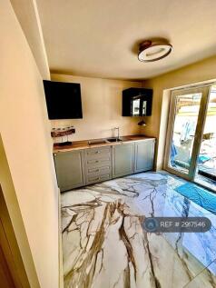 Cranbrook Drive, Luton, LU3 photo 4