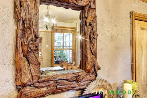 dining/sitting room