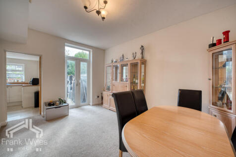 Dock Road, Lytham St. Annes, Lancashire photo 3