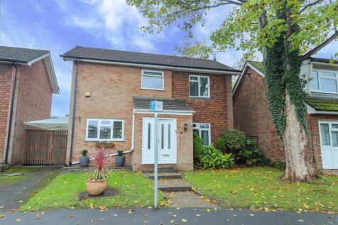 Uxbridge, UB10 - property photo