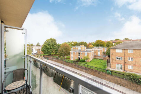 24410_sell_my_home_27_riva_complex_14_lo.jpg