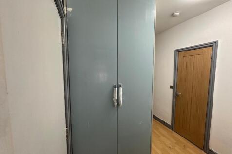 Kennerley Road, Stockport, Greater Manchester, SK2 photo 5
