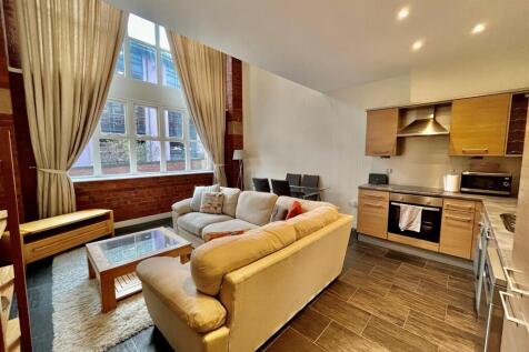Lounge 3.jpg