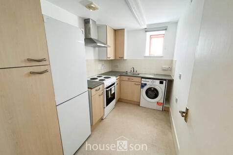Latimer Court photo 5