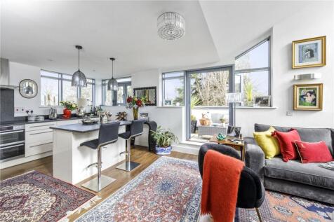 Kitchen/Reception