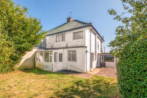 3 Court Farm Road-19.jpg