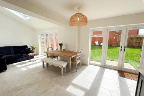 Open Plan Living Dining Kitchen