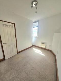 Taylors Court, Newport Pagnell photo 4