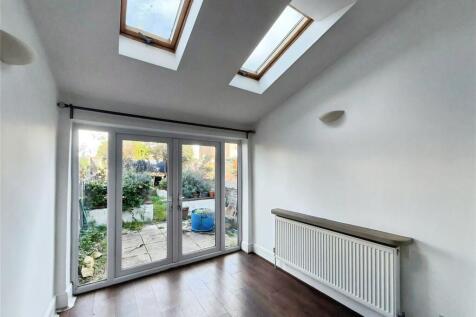 Chichester Road, Portsmouth, Hampshire, PO2 photo 4