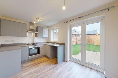 Parsons Drive 10, Weir Hill Kitchen Dining Room.jp