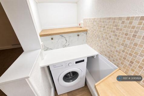 Gladstone Place, Inverness, IV3 photo 5
