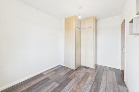 Lediard Avenue *, Carlisle, CA2 photo 5